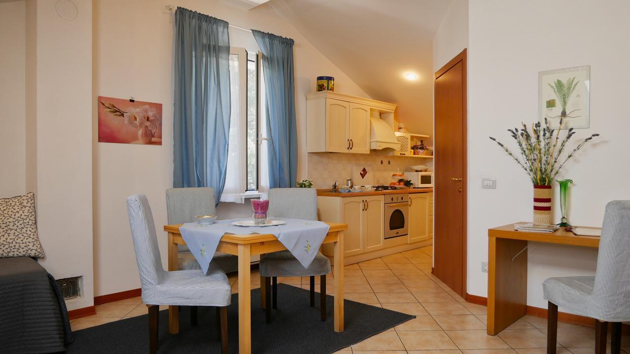 La Meridiana Affittacamere Колорно Экстерьер фото