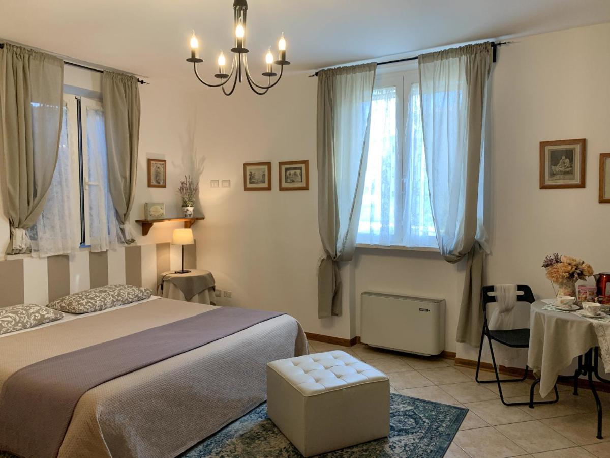 La Meridiana Affittacamere Колорно Экстерьер фото